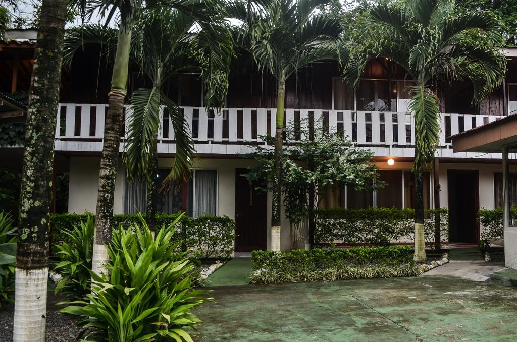 Hostel Rio Danta La Fortuna Exterior photo